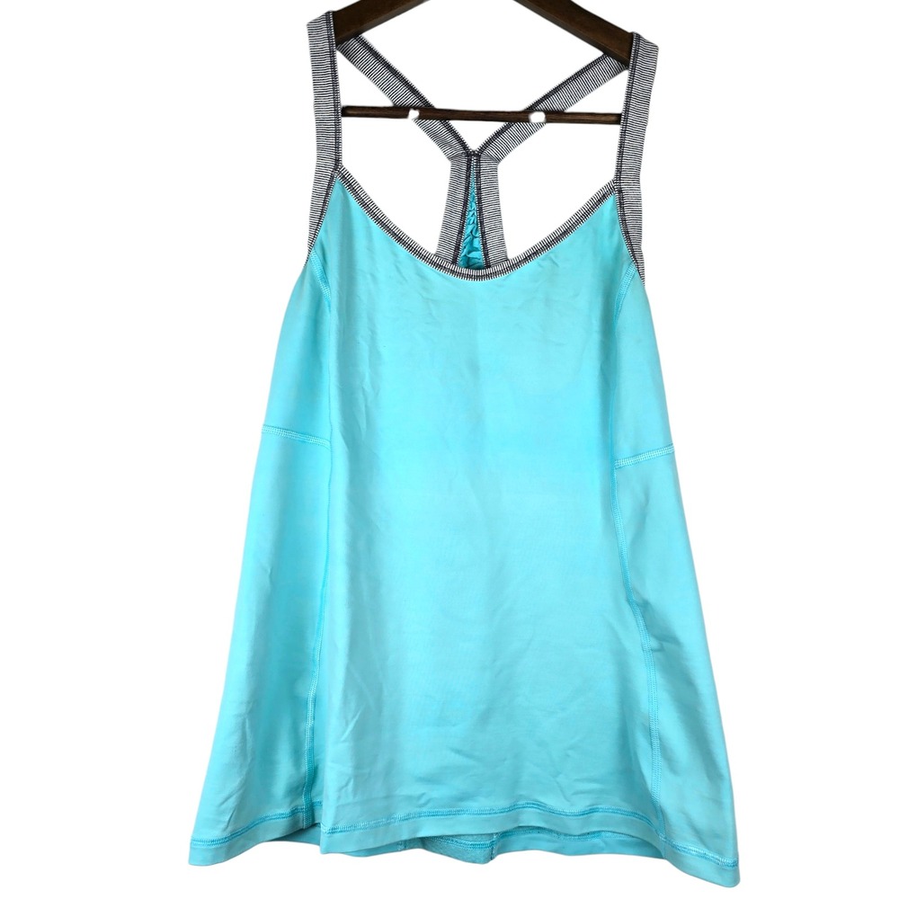 Lululemon Teal Ventilated Racer Back Tank Top Size 8 Yoga Running Gym Athletic